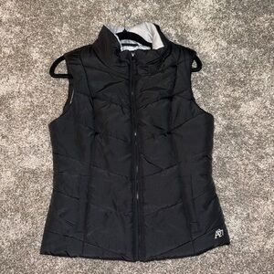 Aeropostale Women's Black Puffer Vest